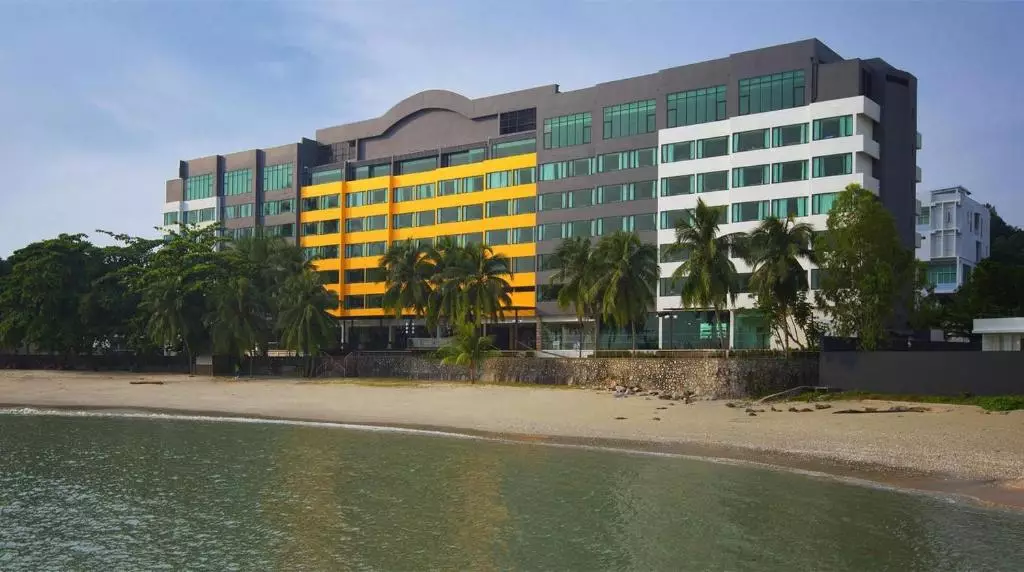 Mercure Penang Beach